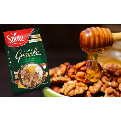 Гранола Sante Granola Fit (300 g) з горіхами та медом Гранола Sante Granola Fit (300 g) з горіхами та медом