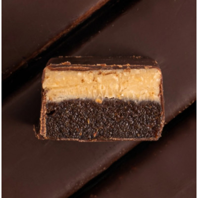 Батончик шоколадный "HAZELNUT + HIMALAYAN SALT" 45 Г FIZI Батончик шоколадный "HAZELNUT + HIMALAYAN SALT" 45 Г FIZI